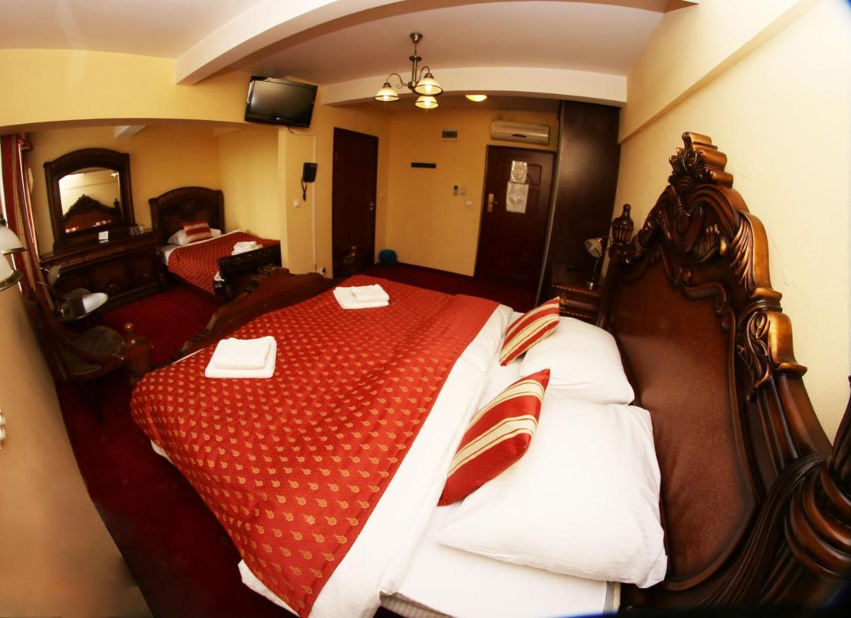 Daisy Superior Hotel Красков Екстериор снимка