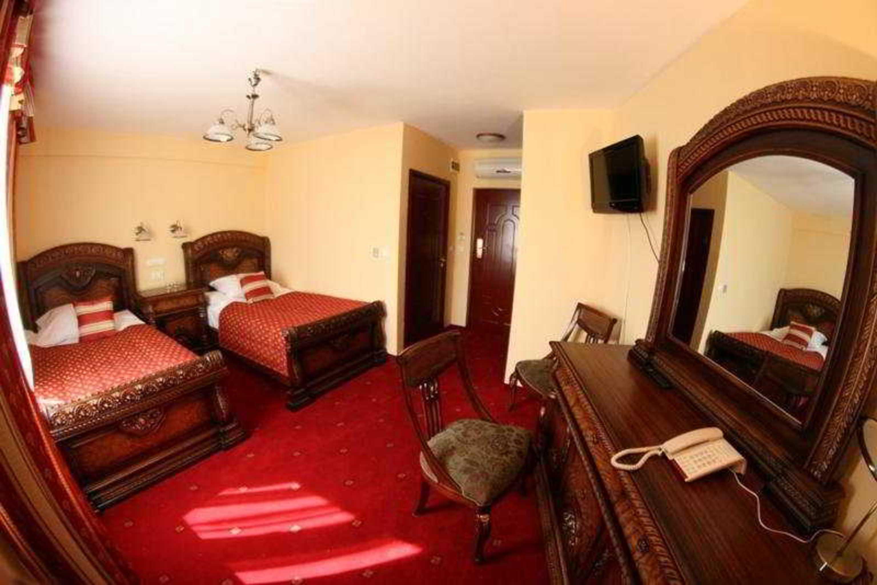 Daisy Superior Hotel Красков Екстериор снимка