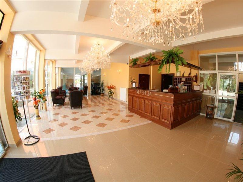 Daisy Superior Hotel Красков Екстериор снимка